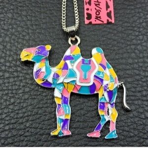 Betsey Johnson Multi colored Camel sliver tone chain